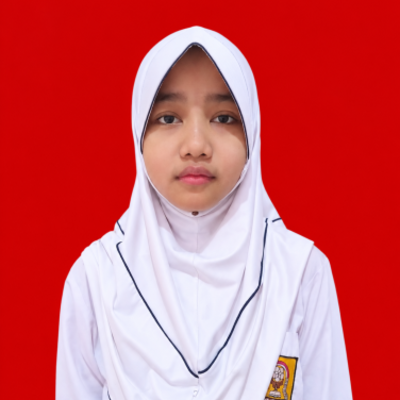NAURA NADHIFA AKMAL