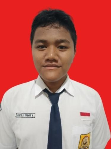 NAKHLA JUNIOR HARTANTO